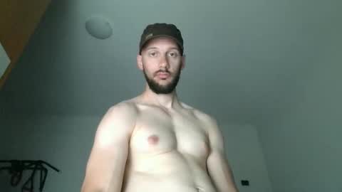 Snapshot of artur833 chatting on 04-16-26, 09:04 artur833 online show from 04-16-26, 09:04