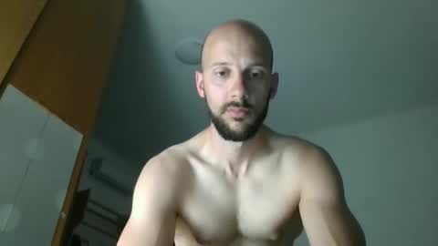 Snapshot of artur833 chatting on 04-21-26, 08:12 artur833 online show from 04-21-26, 08:12