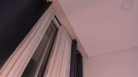 arturguy01 online show from 03-05-25, 01:10