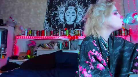 Snapshot of aru_koto chatting on 09-19-25, 05:57 Aru online show from 09-19-25, 05:57