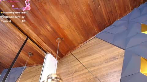 sofia online show from 04-25-26, 01:41