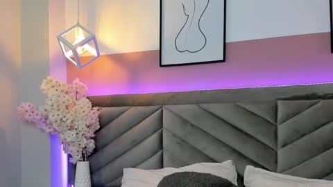 ARY THOMPSON online show from 01-13-25, 08:15