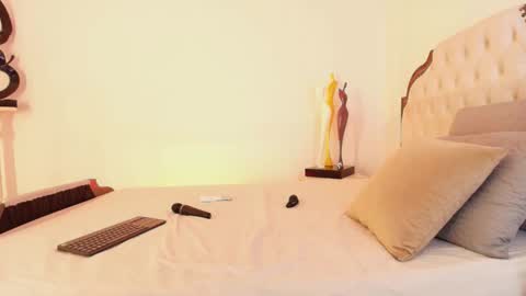 Arya online show from 11-13-25, 11:09