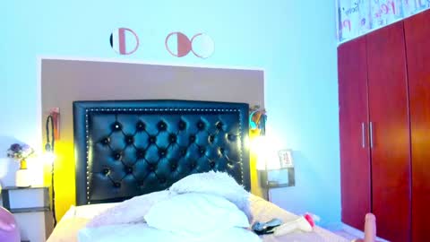 Snapshot of arya_tsuki chatting on 01-26-25, 08:56 ary online show from 01-26-25, 08:56