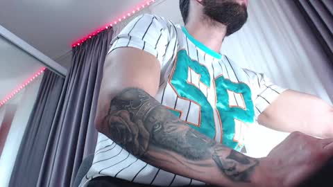 Snapshot of aryanaian1 chatting on 04-02-26, 02:37 AryanAian1 online show from 04-02-26, 02:37