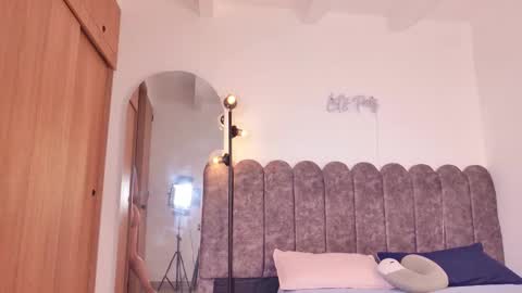 aryascollins online show from 01-14-26, 03:12