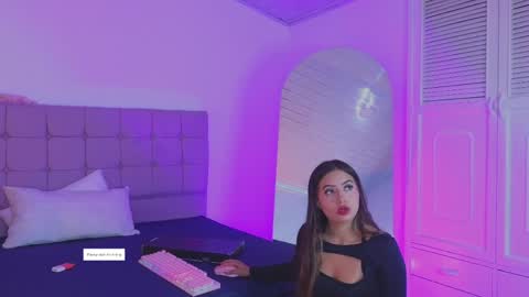 arycooper_ online show from 05-06-26, 12:10