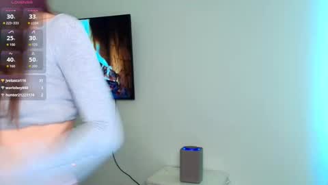 Snapshot of as_eva chatting on 10-31-25, 04:24 Eva online show from 10-31-25, 04:24