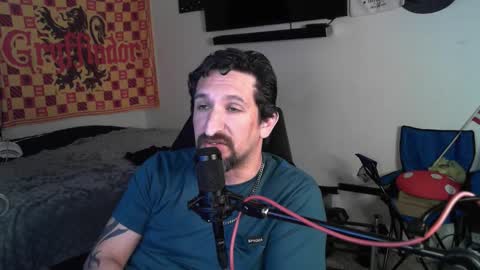 devilPup75 online show from 10-24-25, 08:05