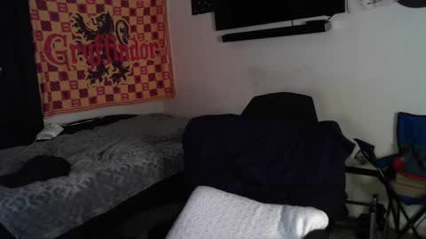 devilPup75 online show from 10-29-25, 07:43