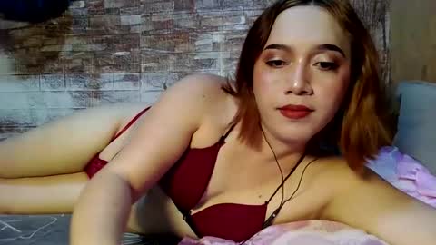 Snapshot of aseanpretty chatting on 11-11-25, 08:03 Dont ask for any other payment method for show. I just accept tokens. online show from 11-11-25, 08:03