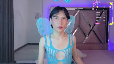Ash Femboy online show from 10-25-25, 08:58