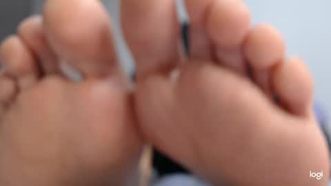 Snapshot of ash_nicefeet chatting on 02-11-25, 04:55 ashley online show from 02-11-25, 04:55