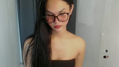 Snapshot of ash_sexdoll chatting on 04-07-26, 04:46 ASH online show from 04-07-26, 04:46
