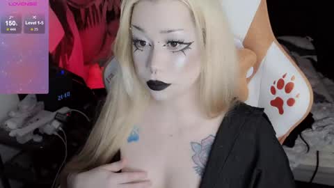 Snapshot of asha_nekooo chatting on 05-24-26, 10:15 Sasha next stream December 4st at 0000- 0030 am German time online show from 05-24-26, 10:15