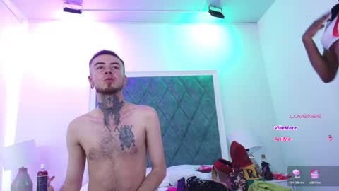 Snapshot of asha_zuri_and_adam chatting on 12-18-25, 12:33 asha_zuri_and_adam online show from 12-18-25, 12:33