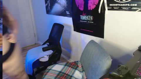 Snapshot of ashbashgirl chatting on 01-08-26, 03:20 SweetAshCheeks online show from 01-08-26, 03:20