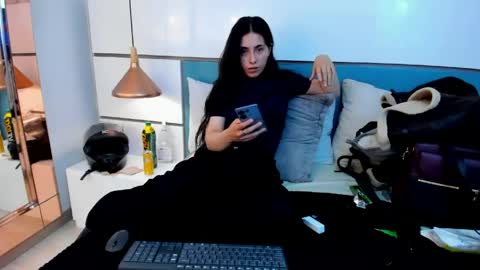 Ashkoreh online show from 04-21-26, 05:17