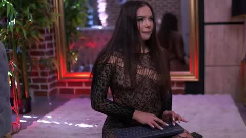 Ashley online show from 04-20-26, 09:34