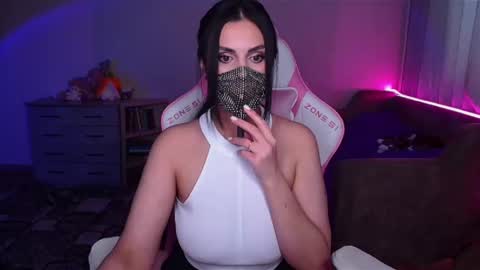   Yasmina   online show from 02-25-25, 05:08