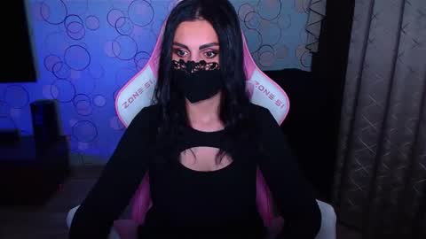   Yasmina   online show from 11-08-25, 04:01