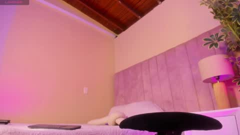 ashley_beaomunt online show from 04-25-26, 11:13