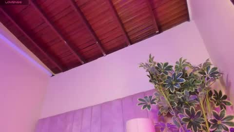 ashley_beaomunt online show from 04-26-26, 10:57