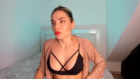 ashley_blair online show from 12-01-24, 06:19