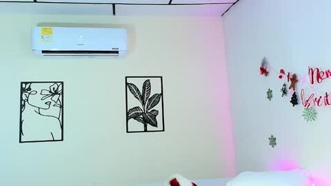 Ashley online show from 12-15-25, 11:58