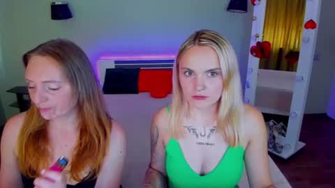 Snapshot of ashley_crashly chatting on 07-22-26, 09:01 Alina online show from 07-22-26, 09:01