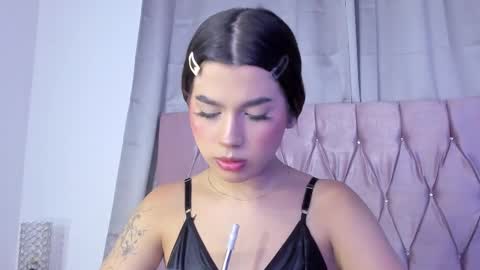 Snapshot of ashley_piinkk chatting on 03-02-25, 05:23 Ashley online show from 03-02-25, 05:23