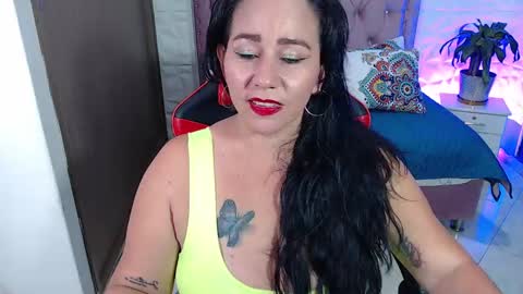 Snapshot of ashley_prg2 chatting on 03-12-25, 06:51 Ashley online show from 03-12-25, 06:51