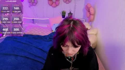 Ashley online show from 04-23-26, 08:44