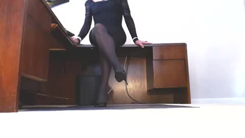 Ashley Ann online show from 10-23-25, 05:12