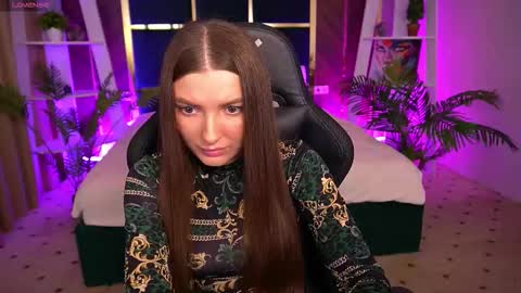 ashleybaee online show from 10-25-25, 01:18