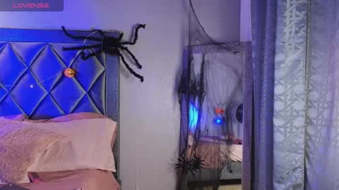 CAMILA online show from 10-24-25, 09:44