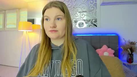 AshleyJonse online show from 02-24-26, 06:11