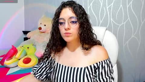 .. Ashley .. online show from 12-13-24, 10:34