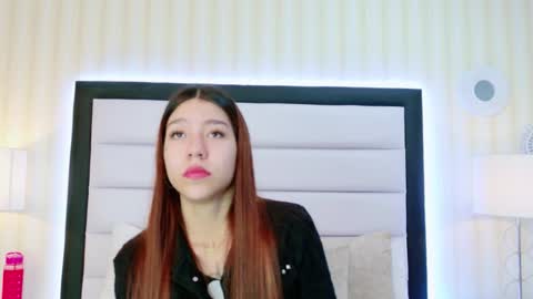 Snapshot of ashleyroberh chatting on 10-27-25, 07:07 AshleyRoberh online show from 10-27-25, 07:07