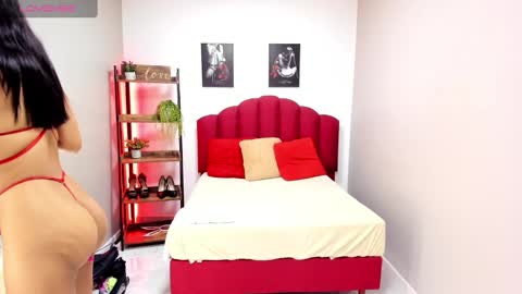 Snapshot of ashleyrobert_ chatting on 12-06-24, 08:18 ashleyrobert_ online show from 12-06-24, 08:18