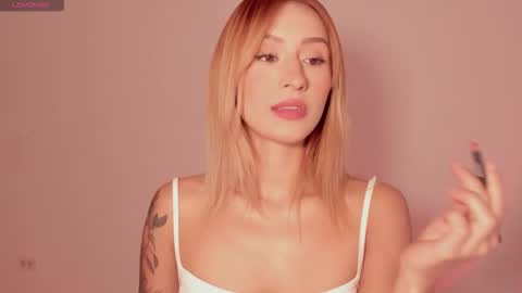 dahiana online show from 12-22-25, 05:43