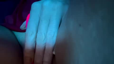 Snapshot of ashleyshyne69 chatting on 12-27-24, 03:04 Ashley online show from 12-27-24, 03:04