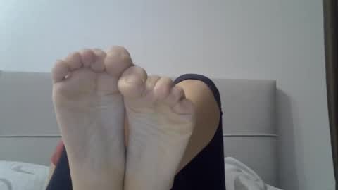 Ashley online show from 11-26-25, 06:03