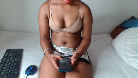 ashleyt255 online show from 11-06-25, 06:53