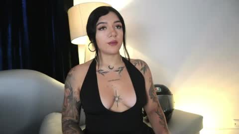 Ashley Lauren online show from 04-23-26, 08:00