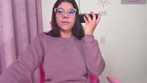 Ashleyy18   online show from 02-10-25, 09:14