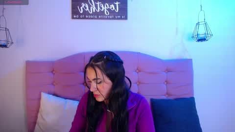 kylie online show from 03-07-25, 03:29