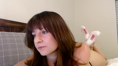 Snapshot of ashleyyylove13 chatting on 02-28-25, 07:05 Ashley Love online show from 02-28-25, 07:05