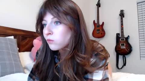 Snapshot of ashleyyylove13 chatting on 10-18-25, 05:10 Ashley Love online show from 10-18-25, 05:10