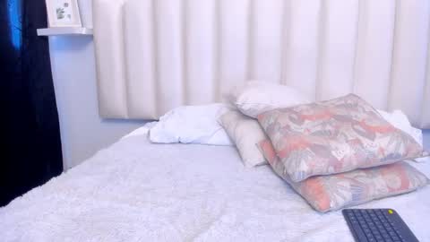 Ashly online show from 03-25-26, 04:46